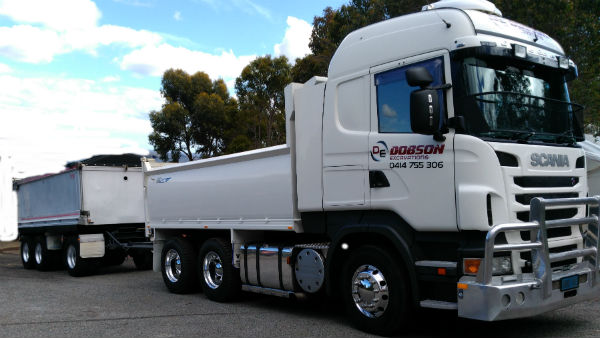 6 Wheeler Truck and Dog Hire