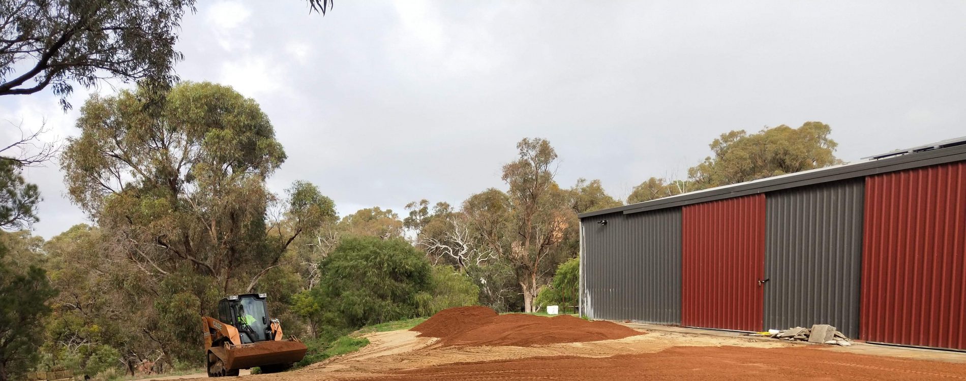 Red-Gravel-Driveway-Construction